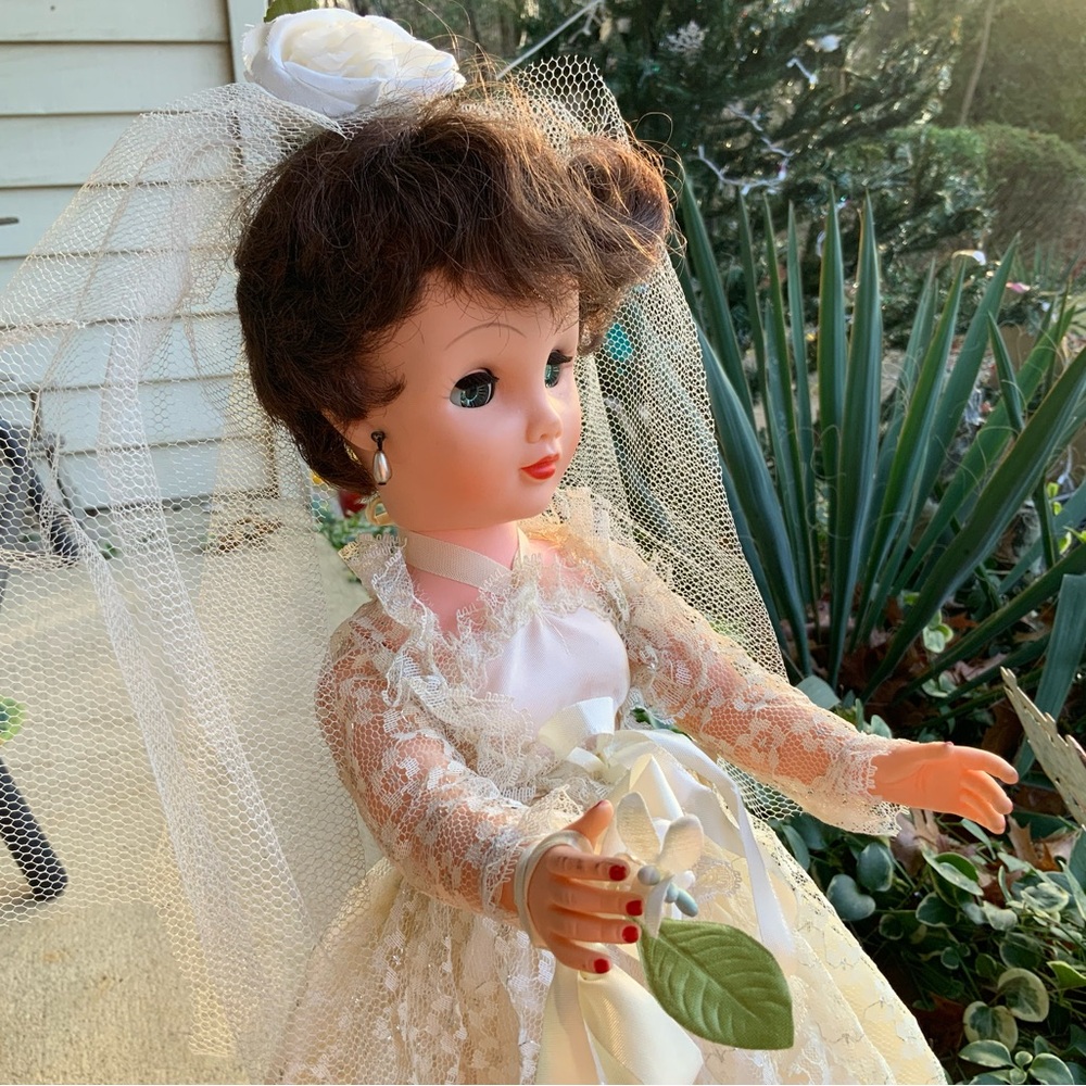 Vintage Your Dream Bride By Eugene Doll Co 1960 - Picture 12 of 16